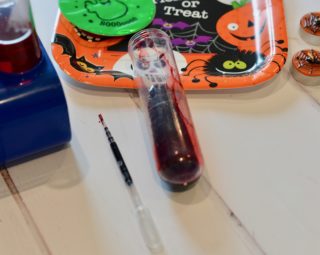 How to make fake blood - Fake Blood Recipe - Halloween Science