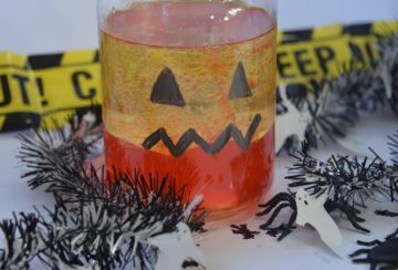 Easy Pumpkin Lava Lamps for Halloween - Halloween Science for Kids