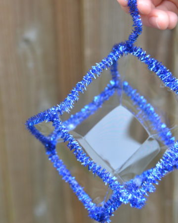 Square bubble - make a frame for a square bubble - easy science for kids