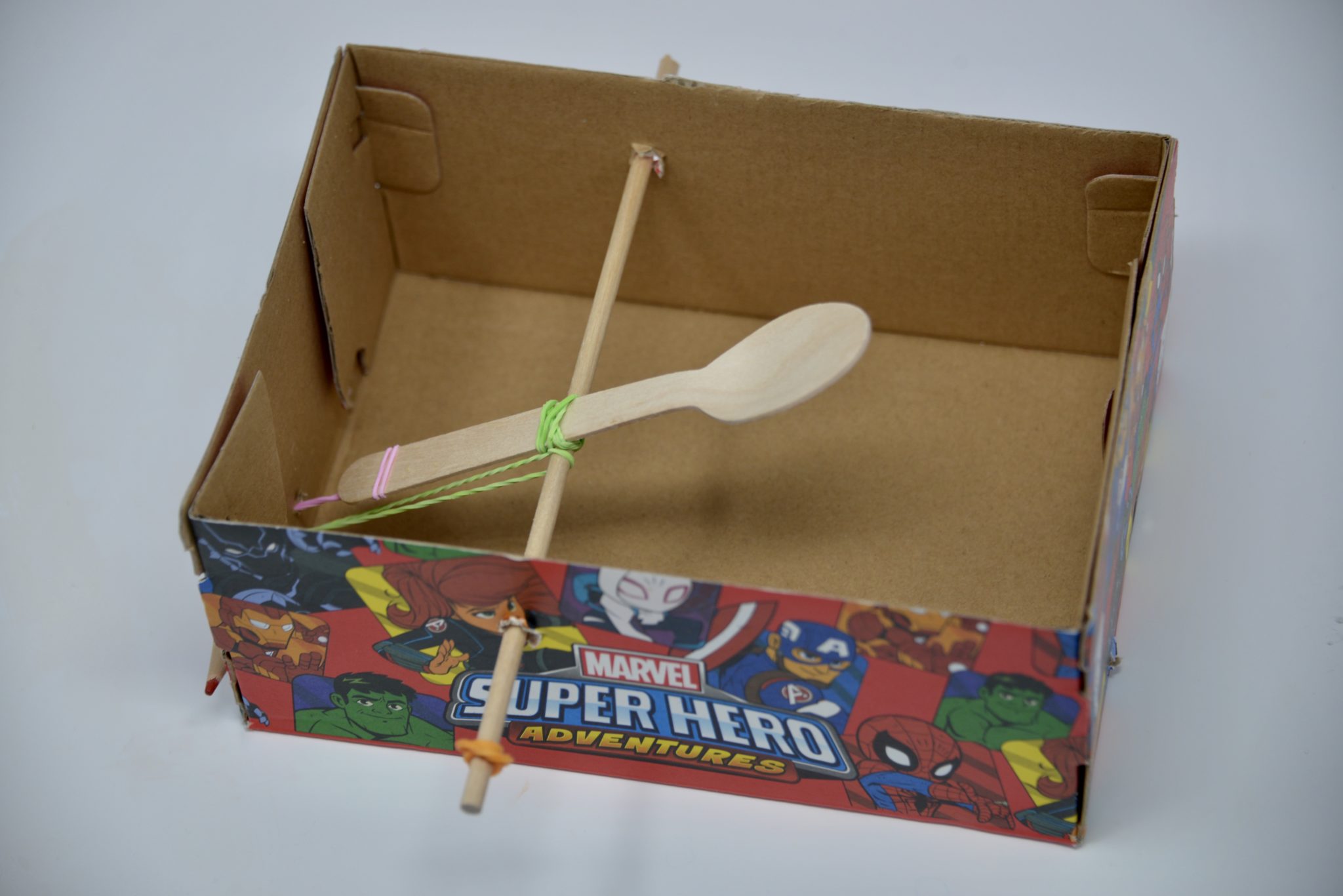 simple shoebox catapult