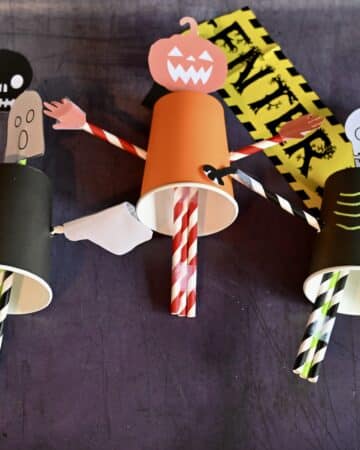 Halloween push and pull puppets